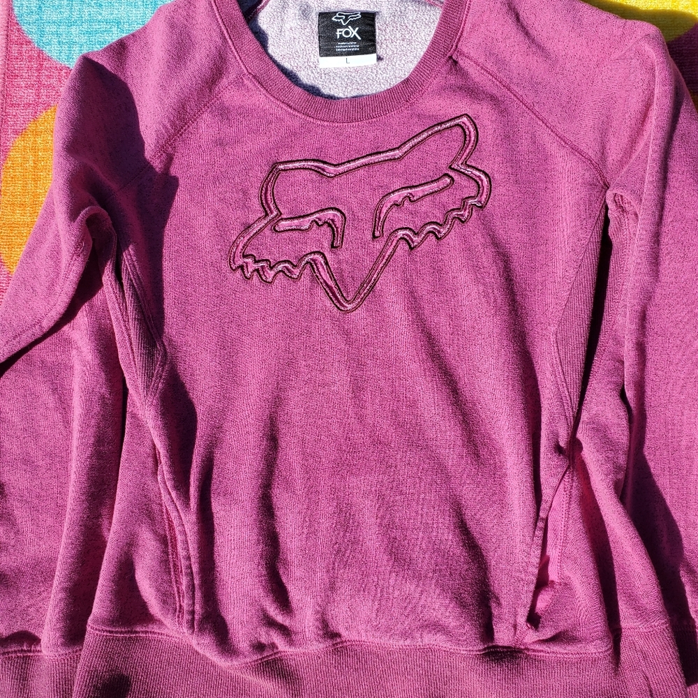 Fox Sweatshirt - Picture 2 of 3